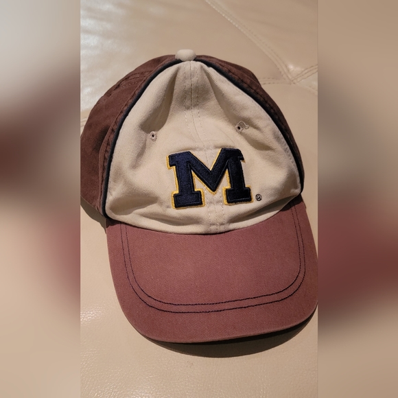 Michigan Wolverine Vintage Starter Baseball Cap - Picture 4 of 6